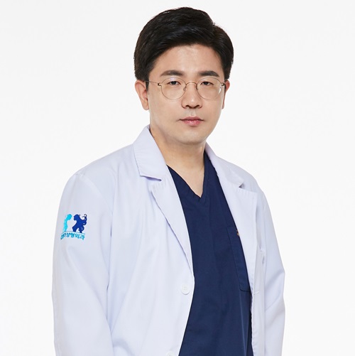 [칼럼]주름개선 위한 안면거상술, 필요 부위의 박리와 교정이 제대로 진행돼야